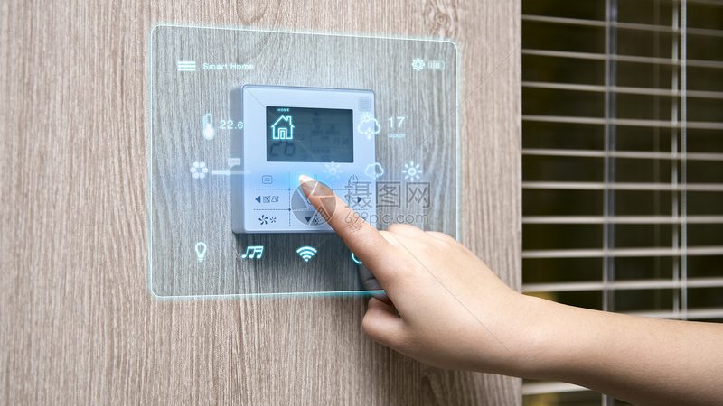 智能猫眼安装：费用构成与合理预算**